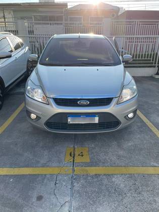 FORD FOCUS 2.0 16V FLEX 4P AUTOMÁTICO